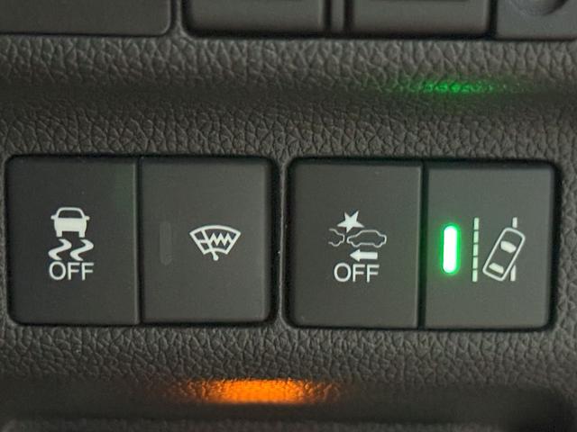 フリードハイブリッド ハイブリッド・Ｇホンダセンシング　Ｓパッケージ、Ｃパッケージ、純正メモリーナビ、ＥＴＣ車載器、アダプティブクルーズコントロール、純正フロントドライブレコーダー、バックカメラ、純正アルミホイール、　フロントカメラ　軽減ブレーキ　記録簿（15枚目）