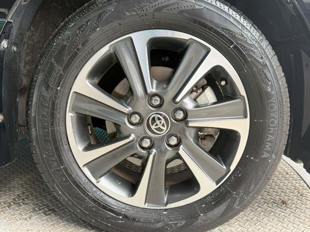 ヴォクシー ＺＳ煌ＩＩ　純正メモリーナビ、フリップダウンモニター、前後ドライブレコーダー、バックカメラ、純正アルミホイール、衝突軽減ブレーキ、両側電動スライドドア　スマートキー・プッシュスタート　バックガイドモニター　ＶＳＣ（21枚目）