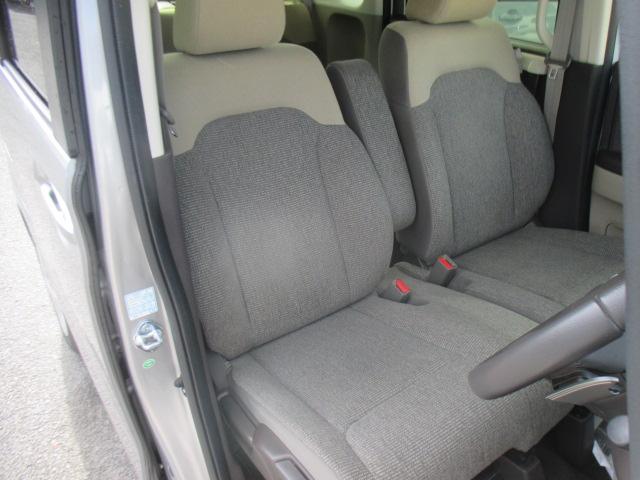 Ｎ－ＢＯＸ Ｇ・Ｌターボホンダセンシング　純正メモリーナビ　リアカメラ　ＣＤ　スマートキー　フルオートエアコン　左右パワースライドドア　ＬＥＤヘッドライト　ＥＴＣ車載器　ドライブレコーダー　イモビライザー　バックビューモニター　ターボエンジン（4枚目）