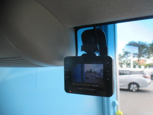 Ｎ－ＢＯＸ Ｇ・Ｌターボホンダセンシング　純正メモリーナビ　リアカメラ　ＣＤ　スマートキー　フルオートエアコン　左右パワースライドドア　ＬＥＤヘッドライト　ＥＴＣ車載器　ドライブレコーダー　イモビライザー　バックビューモニター　ターボエンジン（15枚目）