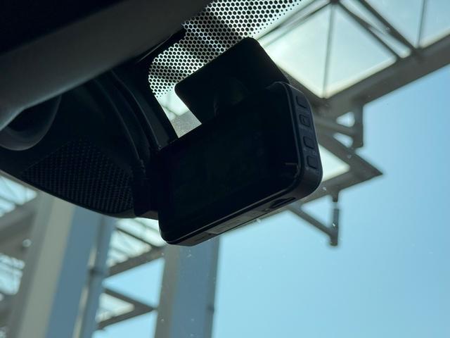 ヴェゼル ハイブリッドX・ホンダセンシング 純正メモリーナビゲーション ドライブレコーダー ETC車載器 バックカメラ パーキングセンサー 純正アルミホイール LEDヘッドライト コーナーセンサー 地デジ Aクルーズ Bモニ スマキー VSA(14枚目)