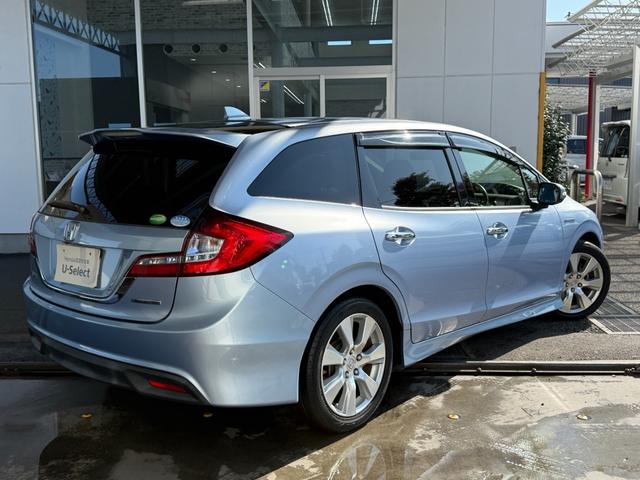 ジェイド ハイブリッドX ワンオーナー 純正ナビゲーション フルセグTV Bluetooth接続 バックカメラ ETC LEDヘッドライト 純正ドライブレコーダー スマキー 地デジフルセグ 踏み間違い防止装置 横滑り防止 AC(2枚目)