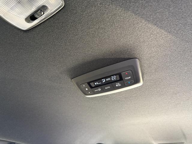 ステップワゴン スパーダ ワンオーナー 純正メモリーナビゲーション フルセグTV Bluetooth接続 バックカメラ ETC LEDヘッドライト 両側電動スライドドア 電動リアゲート キーレスエントリー WAC パワーゲート(14枚目)