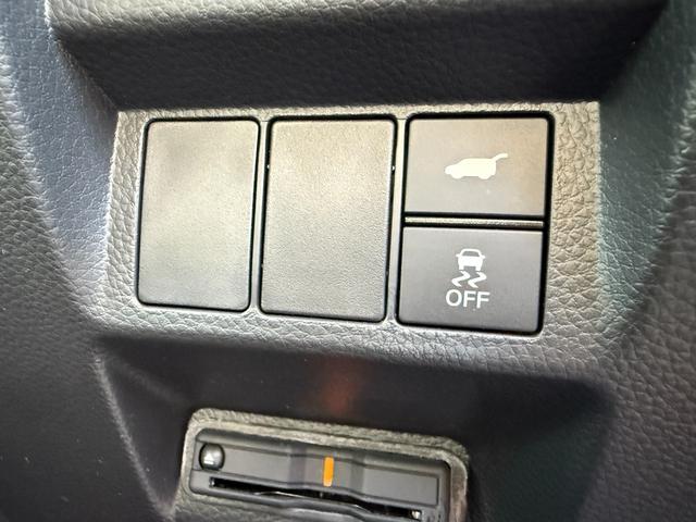 ステップワゴン スパーダ ワンオーナー 純正メモリーナビゲーション フルセグTV Bluetooth接続 バックカメラ ETC LEDヘッドライト 両側電動スライドドア 電動リアゲート キーレスエントリー WAC パワーゲート(16枚目)