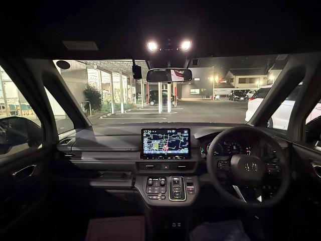 ステップワゴン e:HEVスパーダ 純正メモリーナビゲーション 純正前後ドライブレコーダー ETC車載器 両側電動スライドドア 電動リアゲート ハーフレザーシート 1オーナー デュアルエアコン フルオートエアコン ESC シートヒータ(7枚目)