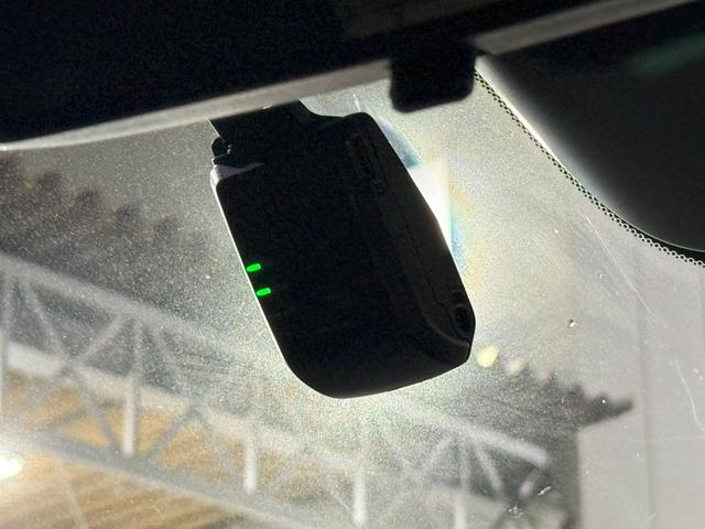 ステップワゴン e:HEVスパーダ 純正メモリーナビゲーション 純正前後ドライブレコーダー ETC車載器 両側電動スライドドア 電動リアゲート ハーフレザーシート 1オーナー デュアルエアコン フルオートエアコン ESC シートヒータ(14枚目)