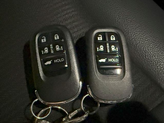 ステップワゴン e:HEVスパーダ 純正メモリーナビゲーション 純正前後ドライブレコーダー ETC車載器 両側電動スライドドア 電動リアゲート ハーフレザーシート 1オーナー デュアルエアコン フルオートエアコン ESC シートヒータ(23枚目)