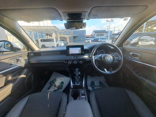 ヴェゼル e:HEVZ 社外メモリーナビゲーション バックカメラ 純正アルミホイール スマートキー LEDヘッドライト LEDフォグライト ハンドルヒーター 前席シートヒーター 衝突回避支援ブレーキ機能 スマキ Pトランク(3枚目)