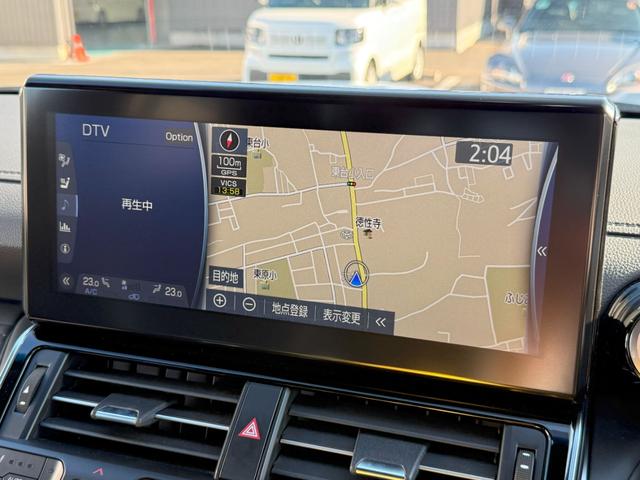 ランドクルーザー ＧＲスポーツ　純正メモリーナビゲーション　パワーテールゲート　サンルーフ　電動シート　シートエアコン　シートヒーター　ハンドルヒーター　クールボックス　ＥＴＣ車載器　キーフリー　デュアルエアコン　ナビＴＶ　ＬＥＤ（10枚目）