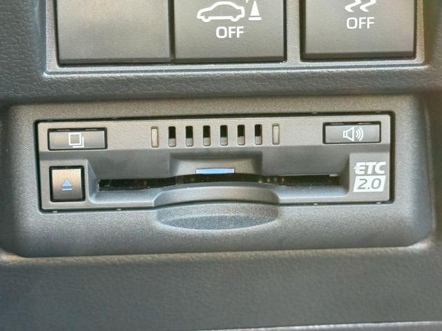 ランドクルーザー ＧＲスポーツ　純正メモリーナビゲーション　パワーテールゲート　サンルーフ　電動シート　シートエアコン　シートヒーター　ハンドルヒーター　クールボックス　ＥＴＣ車載器　キーフリー　デュアルエアコン　ナビＴＶ　ＬＥＤ（15枚目）