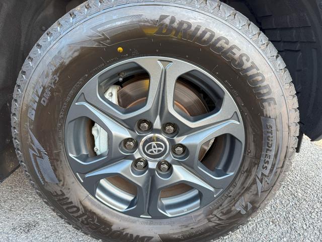 ランドクルーザー ＧＲスポーツ　純正メモリーナビゲーション　パワーテールゲート　サンルーフ　電動シート　シートエアコン　シートヒーター　ハンドルヒーター　クールボックス　ＥＴＣ車載器　キーフリー　デュアルエアコン　ナビＴＶ　ＬＥＤ（34枚目）