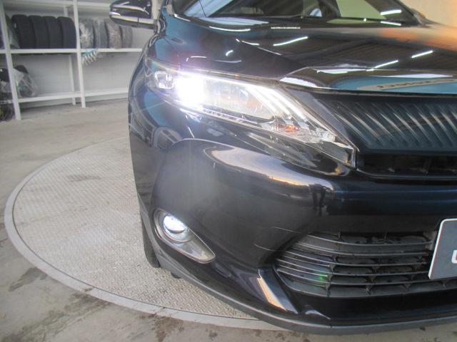 ハリアー エレガンス　メモリーナビ　リアカメラ　アルパイン製リアフリップダウンモニター　フルオートエアコン　純正アルミホイール　スマートキー　ドライブレコーダー　イモビ　ＰＷシート　点検記録簿　スマ－トキ－　横滑防止装置（17枚目）