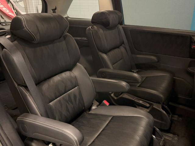 オデッセイハイブリッド ハイブリッドアブソルート・ＥＸホンダセンシング　メーカー装着メモリーナビゲーション　３６０度マルチビューカメラ　シートヒーターＥＴＣ　後席モニター　ＨＤＭＩ接続　スマートキー　パワーシート　衝突被害軽減Ｓ　Ｂカメラ　ＰＷシート　ＬＥＤライト　ＵＳＢ（4枚目）