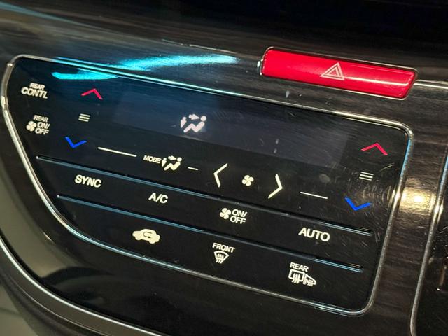 オデッセイハイブリッド ハイブリッドアブソルート・ＥＸホンダセンシング　メーカー装着メモリーナビゲーション　３６０度マルチビューカメラ　シートヒーターＥＴＣ　後席モニター　ＨＤＭＩ接続　スマートキー　パワーシート　衝突被害軽減Ｓ　Ｂカメラ　ＰＷシート　ＬＥＤライト　ＵＳＢ（8枚目）