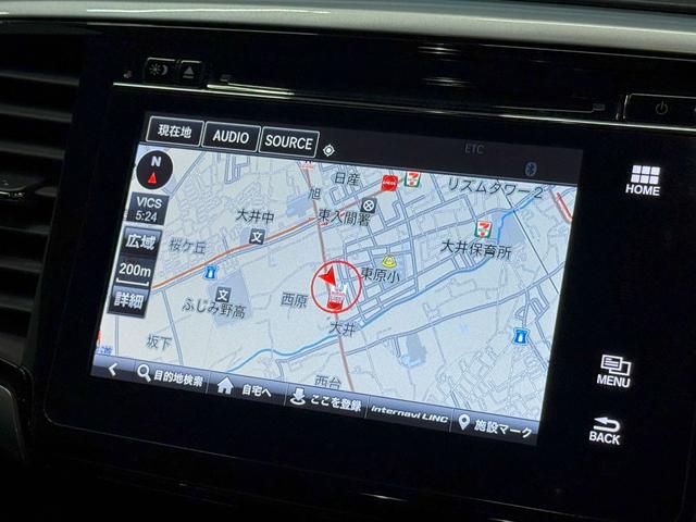 オデッセイハイブリッド ハイブリッドアブソルート・ＥＸホンダセンシング　メーカー装着メモリーナビゲーション　３６０度マルチビューカメラ　シートヒーターＥＴＣ　後席モニター　ＨＤＭＩ接続　スマートキー　パワーシート　衝突被害軽減Ｓ　Ｂカメラ　ＰＷシート　ＬＥＤライト　ＵＳＢ（9枚目）