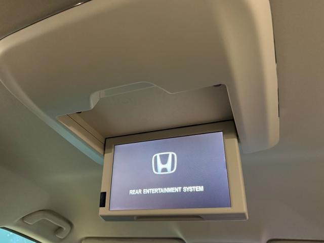 オデッセイハイブリッド ハイブリッドアブソルート・ＥＸホンダセンシング　メーカー装着メモリーナビゲーション　３６０度マルチビューカメラ　シートヒーターＥＴＣ　後席モニター　ＨＤＭＩ接続　スマートキー　パワーシート　衝突被害軽減Ｓ　Ｂカメラ　ＰＷシート　ＬＥＤライト　ＵＳＢ（16枚目）