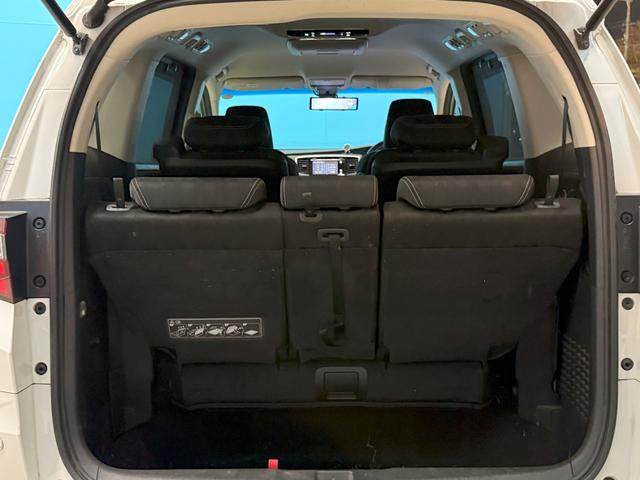 オデッセイハイブリッド ハイブリッドアブソルート・ＥＸホンダセンシング　メーカー装着メモリーナビゲーション　３６０度マルチビューカメラ　シートヒーターＥＴＣ　後席モニター　ＨＤＭＩ接続　スマートキー　パワーシート　衝突被害軽減Ｓ　Ｂカメラ　ＰＷシート　ＬＥＤライト　ＵＳＢ（22枚目）