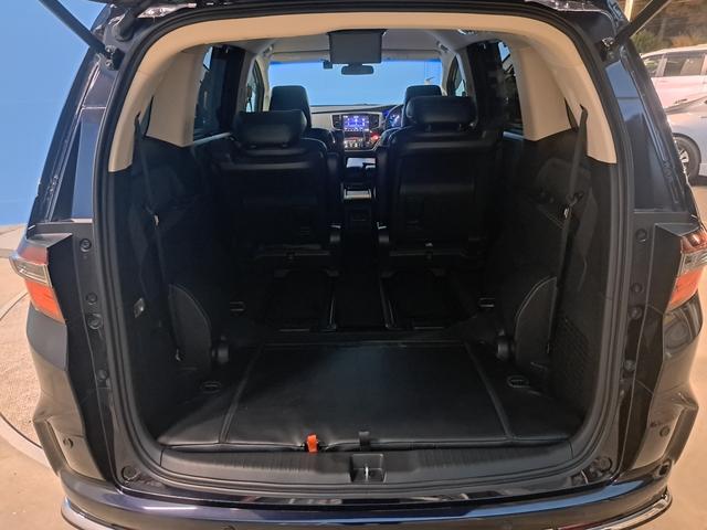 オデッセイハイブリッド ハイブリッドアブソルート・EXホンダセンシング 純正メモリーナビゲーション 両側電動スライドドア ETC車載器 LEDヘッドライト 純正アルミホイール 360度マルチビューカメラ 社外前後ドライブレコーダー 後席モニター 衝突被害軽減S Bカメラ(19枚目)