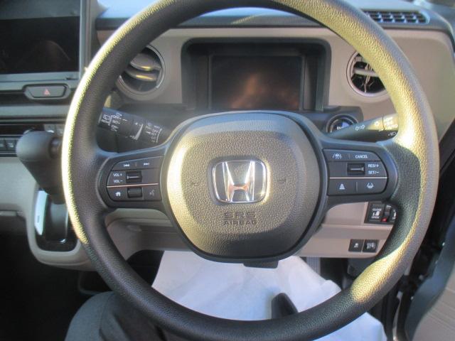 Ｎ－ＢＯＸジョイ ベースグレード　当社業務使用車　ナビ装着用スペシャルパッケージ　左右パワースライドドア　フルオートエアコン　運転席・助手席シートヒーター　スマートキー　踏み間違い防止装置　Ｂカメラ　横滑り防止機能　ＬＥＤランプ（11枚目）