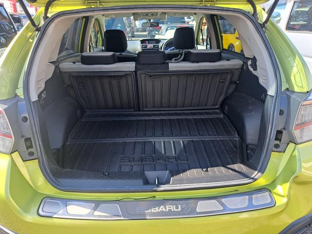 ＸＶハイブリッド ２．０ｉ－Ｌアイサイト　メモリーナビゲーション　バックカメラ　ＥＴＣ　スマートキー　ＬＥＤヘッドライト　純正アルミホイール　衝突軽減ブレーキ　はみ出し防止機能　Ｂモニ　ＤＶＤ再生可能　ＬＥＤライト　イモビライザー　クルコン（13枚目）