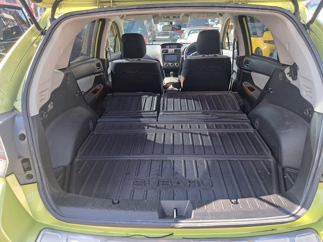 ＸＶハイブリッド ２．０ｉ－Ｌアイサイト　メモリーナビゲーション　バックカメラ　ＥＴＣ　スマートキー　ＬＥＤヘッドライト　純正アルミホイール　衝突軽減ブレーキ　はみ出し防止機能　Ｂモニ　ＤＶＤ再生可能　ＬＥＤライト　イモビライザー　クルコン（14枚目）