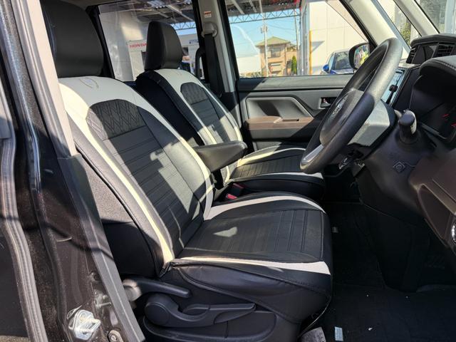 ルーミー ＧＳ　純正ナビゲーション　フルセグＴＶ　Ｂｌｕｅｔｏｏｔｈ接続　バックカメラ　ＥＴＣ　ＬＥＤヘッドライト　両側電動スライドドア　社外アルミホイール　フルオートエアコン　ＴＶナビ　オートクルーズ　ＬＥＤライト（3枚目）