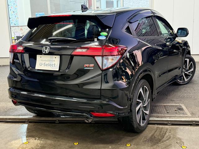 ヴェゼル ハイブリッドＲＳ・ホンダセンシング　純正メモリーナビゲーション　ＥＴＣ車載器　純正アルミホイール　フルオートエアコン　ＬＥＤヘッドライト　衝突軽減ブレーキ　パドルシフト　ＥＴＣ付　定期点検記録簿　サイドＳＲＳ　Ｒカメ　ＵＳＢ接続　イモビ（2枚目）