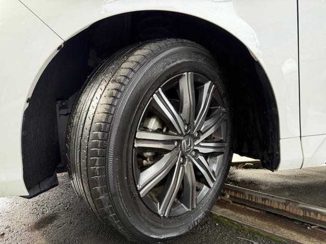 オデッセイ アブソルート　ワンオーナー　純正メモリーナビゲーション　フルセグＴＶ　Ｂｌｕｅｔｏｏｔｈ接続　マルチビューカメラ　ＥＴＣ　リアモニター　ＬＥＤヘッドライト　緊急ブレーキ　アラウンドビューモニター　盗難防止　ナビＴＶ（21枚目）