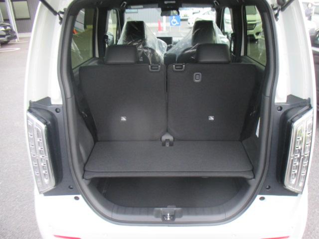 Ｎ－ＷＧＮカスタム Ｌ・ターボホンダセンシング　当社登録済未使用車　ナビ装着用スペシャルパッケージ　運転席・助手席シートヒーター　１５インチアルミホイール　純正アルミホイール　スマートキー　ブレーキサポート　盗難警報装置　横滑り防止機能　禁煙（10枚目）