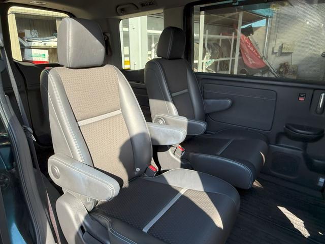 ステップワゴンスパーダ ｅ：ＨＥＶスパーダＧ・ＥＸホンダセンシング　純正メモリーナビゲーション　両側電動スライドドア　シートヒーター　純正アルミホイール　ＥＴＣ車載器　純正ドライブレコーダー　エアバック　地デジ　クルコン　サイドエアバッグ　シ－トヒ－タ－　スマキー（4枚目）