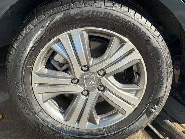 ステップワゴンスパーダ ｅ：ＨＥＶスパーダＧ・ＥＸホンダセンシング　純正メモリーナビゲーション　両側電動スライドドア　シートヒーター　純正アルミホイール　ＥＴＣ車載器　純正ドライブレコーダー　エアバック　地デジ　クルコン　サイドエアバッグ　シ－トヒ－タ－　スマキー（23枚目）