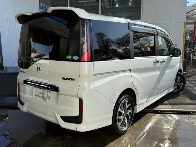 ステップワゴンスパーダ スパーダ・クールスピリット　４ＷＤ　ワンオーナー　純正メモリーナビゲーション　フルセグＴＶ　Ｂｌｕｅｔｏｏｔｈ接続　バックカメラ　ＥＴＣ　リアモニター　ＬＥＤヘッドライト　両側電動スライドドア　記録簿有　サイドエアバッグ　ＡＢＳ（2枚目）