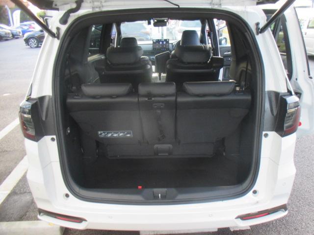 オデッセイハイブリッド e:HEVアブソルート・EXブラックエディション 純正11.4インチメモリーナビ リアカメラ フルセグTV 左右パワースライドドア 黒革シート シートヒーター ETC車載器 ドライブレコーダー 純正アルミホイール バックモニター VSA LEDライト(15枚目)