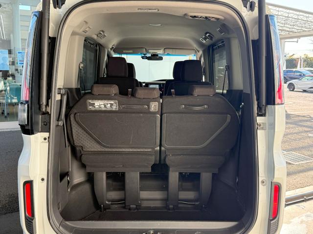 ステップワゴンスパーダ スパーダホンダセンシング 純正メモリーナビゲーション 両側電動スライドドア ETC車載器 LEDヘッドライト わくわくゲート 純正ドライブレコーダー 盗難防止 助手席エアバッグ Wパワスラ 記録簿有 リアオートエアコン USB(17枚目)