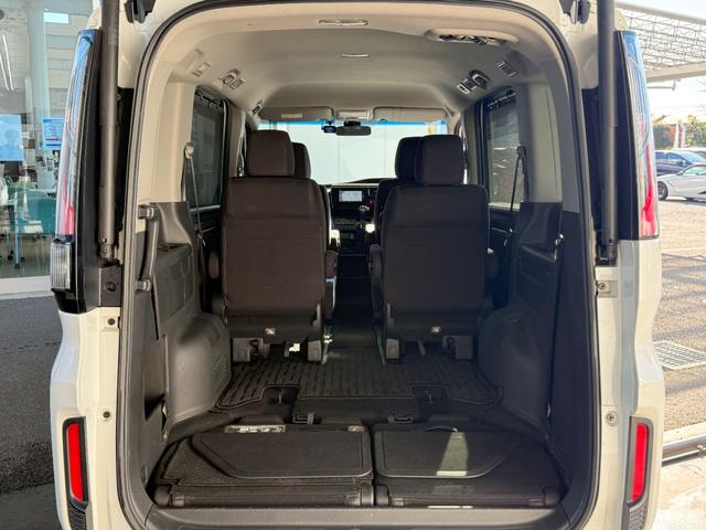 ステップワゴンスパーダ スパーダホンダセンシング 純正メモリーナビゲーション 両側電動スライドドア ETC車載器 LEDヘッドライト わくわくゲート 純正ドライブレコーダー 盗難防止 助手席エアバッグ Wパワスラ 記録簿有 リアオートエアコン USB(18枚目)