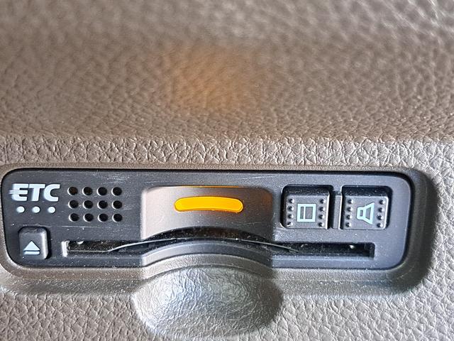 N-WGN Lホンダセンシング 純正ディスプレーオーディオ バックカメラ ETC スマートキー 衝突軽減ブレーキ ワンセグTV フルオートエアコン シートヒーター Bモニタ 誤発進抑制 1オナ 横滑り防止機能 USBポート ABS(10枚目)