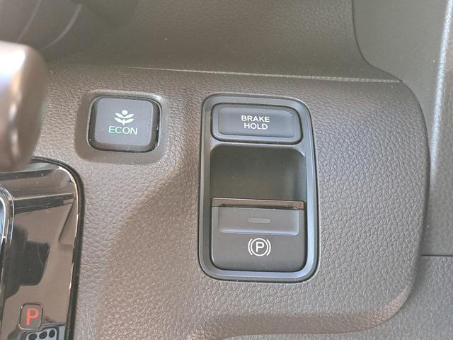 N-WGN Lホンダセンシング 純正ディスプレーオーディオ バックカメラ ETC スマートキー 衝突軽減ブレーキ ワンセグTV フルオートエアコン シートヒーター Bモニタ 誤発進抑制 1オナ 横滑り防止機能 USBポート ABS(13枚目)