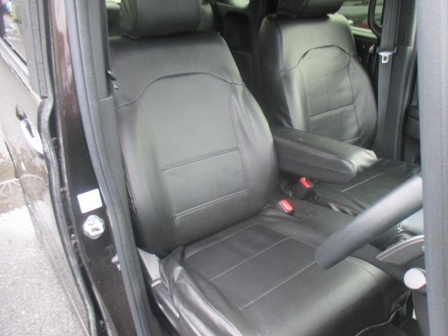 N-BOXカスタム G・Lターボホンダセンシング 純正メモリーナビ リアカメラ フルセグTV 左右パワースライドドア フルオートエアコン LEDヘッドライト ETC車載器 スマートキー 純正アルミホイール 両側PWスライドドア Bモニタ Iストップ(4枚目)