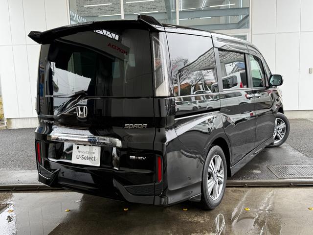 ステップワゴンスパーダ ｅ：ＨＥＶスパーダＧ・ＥＸホンダセンシング　社外メモリーナビゲーション　フルセグＴＶ　Ｂｌｕｅｔｏｏｔｈ接続　バックカメラ　ＥＴＣ　ＬＥＤヘッドライト　両側電動スライドドア　エアバック　地デジ　クルコン　サイドエアバッグ　シ－トヒ－タ－　ＡＢＳ（2枚目）
