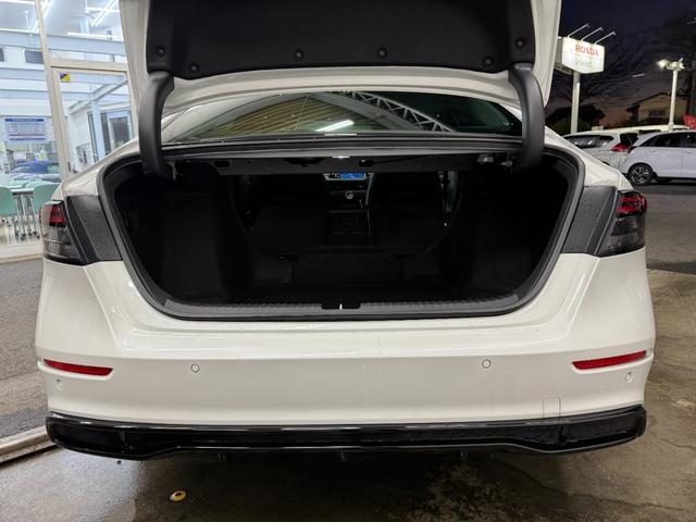 アコード e:HEV ワンオーナー Google搭載ホンダコネクトディスプレイ フルセグTV Bluetooth接続 電動シート 本革シート シートヒーター BOSEプレミアムサウンドシステム フルセグテレビ ABS(19枚目)