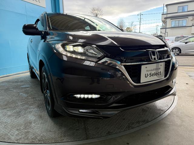 ヴェゼル ハイブリッドＺ・ホンダセンシング　ワンオーナー　純正ナビゲーション　フルセグＴＶ　Ｂｌｕｅｔｏｏｔｈ接続　バックカメラ　ＥＴＣ　ＬＥＤヘッドライト　純正ドライブレコーダー　整備記録簿　横滑防止装置　バックガイドモニター　ＬＥＤライト（17枚目）