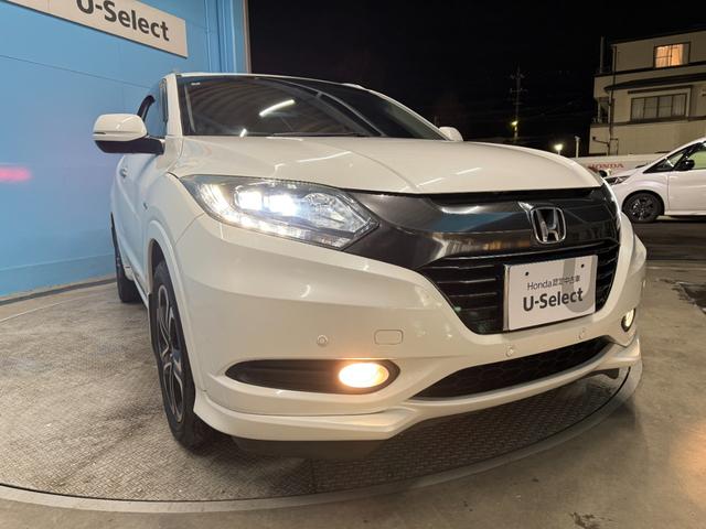 ヴェゼル ハイブリッドＺ・ホンダセンシング　純正ナビゲーション　フルセグＴＶ　Ｂｌｕｅｔｏｏｔｈ接続　バックカメラ　ＥＴＣ　ＬＥＤヘッドライト　スマートキー　キーレスエントリー　レーダーサポート　ＤＶＤ再生機能　整備記録簿　横滑り防止システム（16枚目）