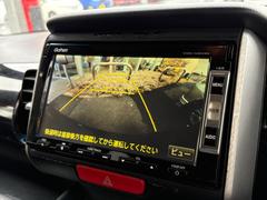 リアカメラのお写真です。駐車が苦手な方でも楽に駐車が行えますね♪ 7
