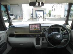 インパネ周りのお写真です。　視界が広く運転もしやすくなっております♪ 3