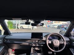 インパネ周りのお写真です。　視界が広く運転もしやすくなっております♪ 5