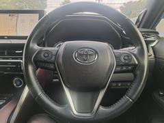 �ϥ�ɥ����Τ��̿��Ǥ����ϥ�ɥ�κ�¦�ˤϥʥ������å�����¦�ˤϥ��롼������ȥ����뤬��������Ƥ���ޤ��� 5