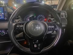 �ϥ�ɥ����Τ��̿��Ǥ����ϥ�ɥ�κ�¦�ˤϥʥ������å�����¦�ˤϥ��롼������ȥ����뤬��������Ƥ���ޤ��� 4