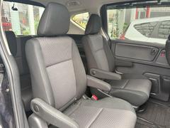 ������ɥ����Ȥϥ���ץƥ󥷡��ȤˤʤäƤ���ޤ��� 4