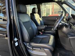 �ե���ȥ����ȤΤ��̿��Ǥ���������­���ȡ���ä���¤�륷���Ȥ�Ĺ���֤α�ž�Ǥ����ˤ����ʤäƤ���ޤ��� 3