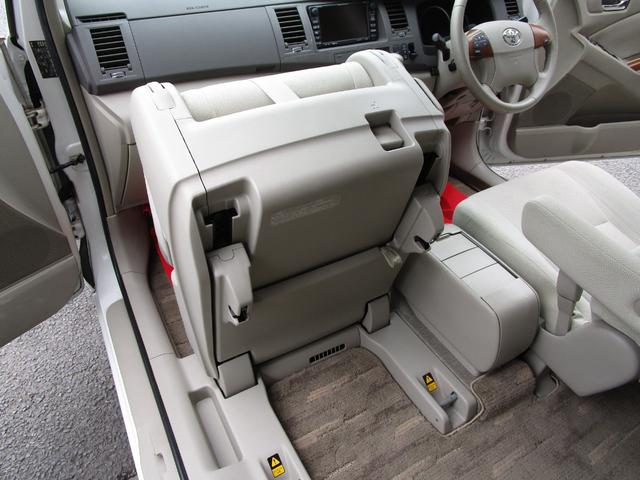 アイシス Ｇ　Ｕセレクション　禁煙車　両側パワースライドドア　リアパワーゲートドア　コーナーセンサー　ナビ　ＴＶ　ＣＤ録音　バックカメラ　フロントカメラ　ＨＩＤ　プラズマクラスターイオン　修復歴なし　車検整備付き　ＯＢＤ検査済み（40枚目）